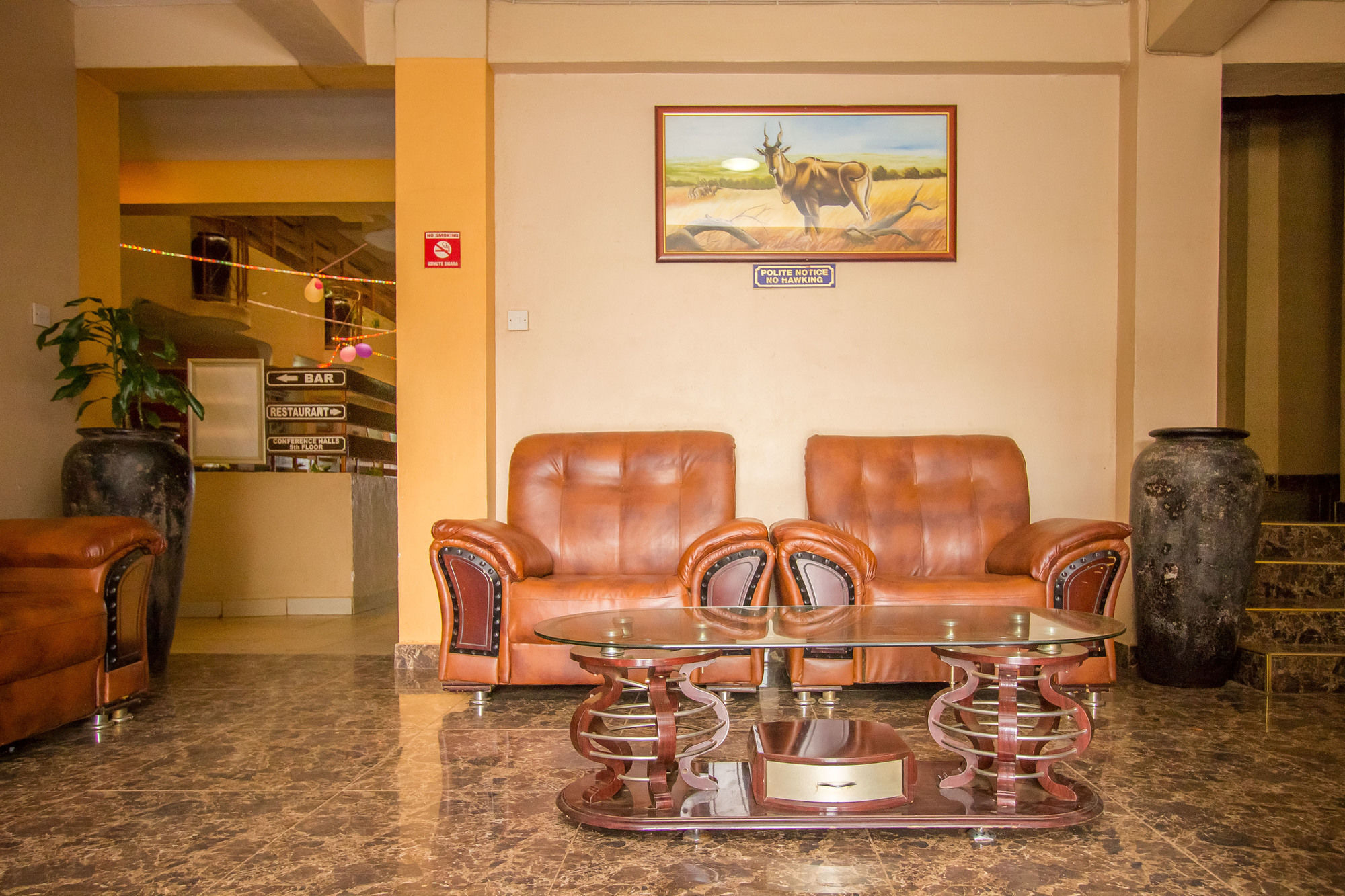 Eland Safari Hotel 尼耶利 外观 照片